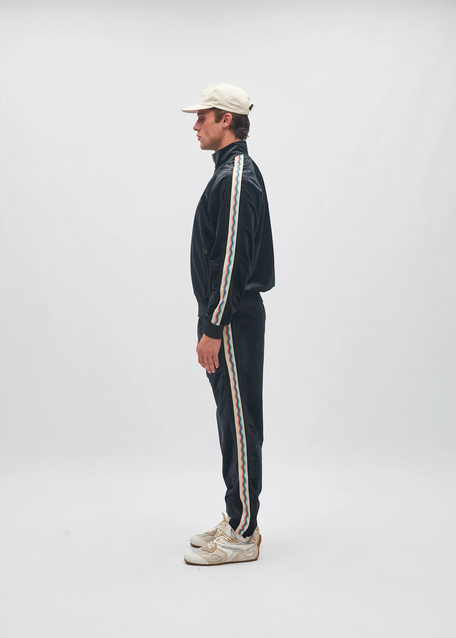Velour Zipper - Image 3