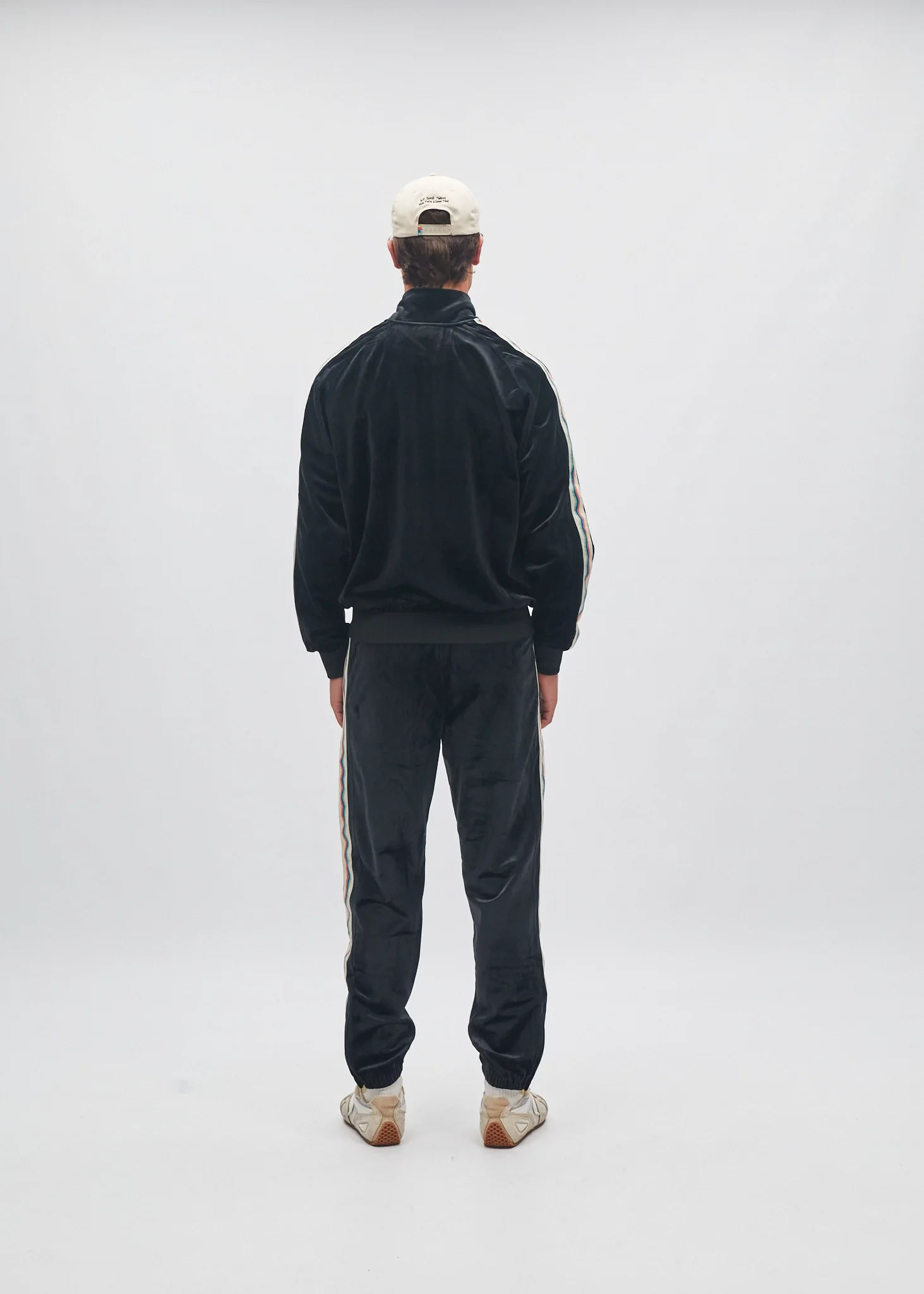 Velour Zipper - Image 4